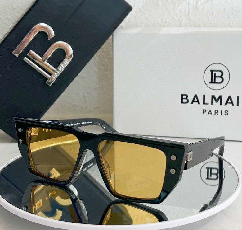 Picture of Balmain Sunglasses _SKUfw43800481fw